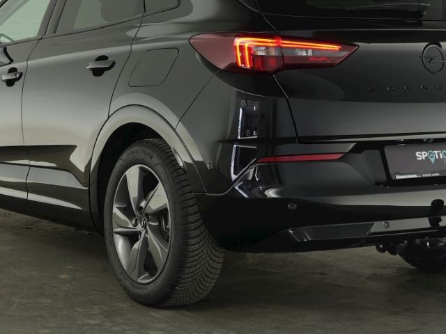 Grandland GSe PHEV 4X4 AT+ANHÄNGERKUPPLUNG+NAVI+