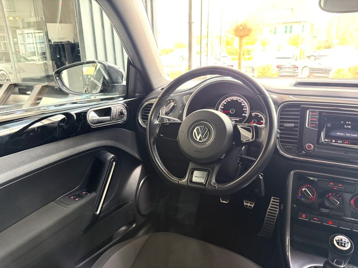 Volkswagen Beetle Cabriolet 1.4 TSI BMT R-Line PDC Klima  foto 12