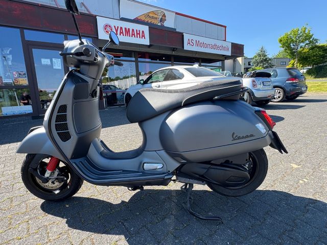 Vespa GTS 300 + Arrow Auspuff