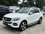 Mercedes-Benz GLE 350 4MATIC Panorama Klima Automatik Leder AH - weiße Mercedes-Benz GLE-Klasse