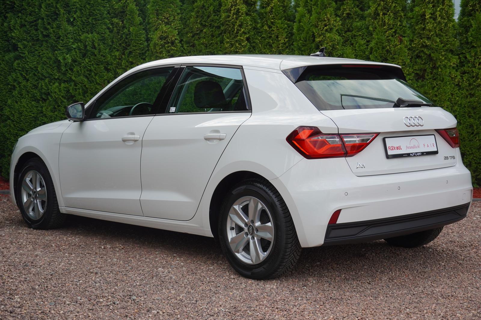 Audi A1 Sportback 25 1.0 TFSI App-Connect Spurhalte, миниатюра 5