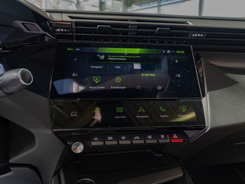 Peugeot 408 - Bild 17