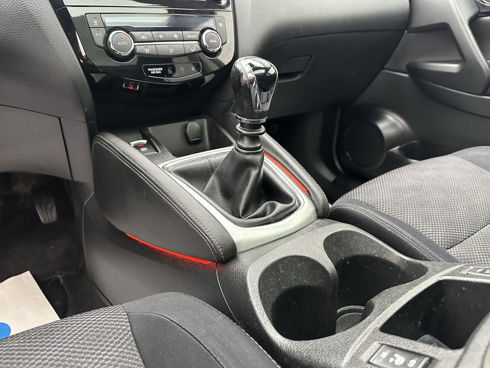 Nissan Qashqai Visia "PANO-NAVI-CAM-MULTI-SITZH"