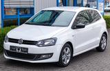 Volkswagen Polo V 1.6 TDI*1.HAND*KLIMA*TEMPOMAT*PDC*SiHEIZ* - Volkswagen Polo mit Diesel-Antrieb: Limousine, Schaltgetriebe