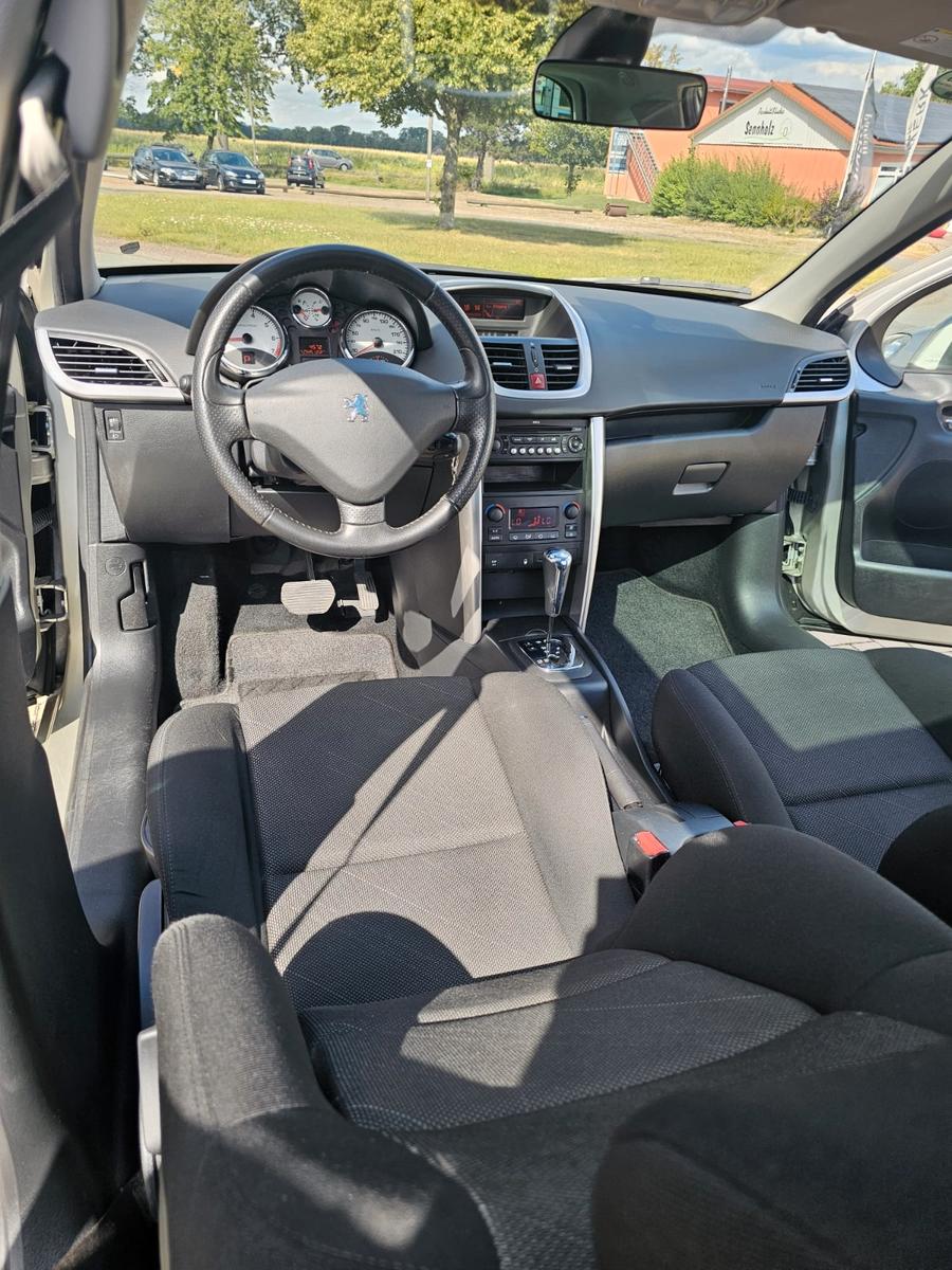 Peugeot 207 2008 — photo 15