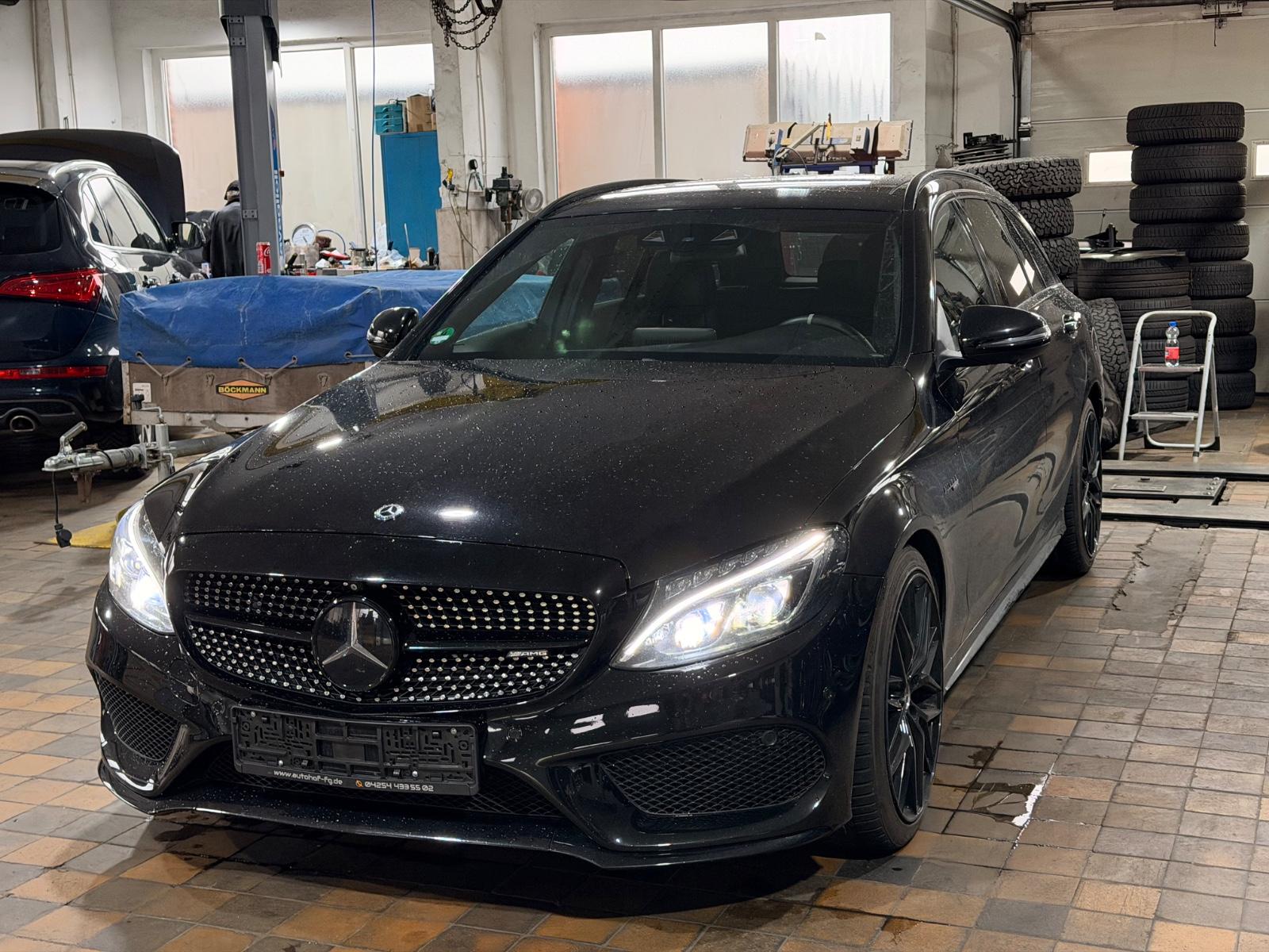 Mercedes-Benz C 400 T-Modell 4Matic*KAMERA/AIRMATIC/PANO/AMG*