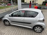 Toyota Aygo (X) 1,0-l-VVT-i - - Toyota Aygo (X): Von Privat