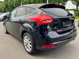 Ford Focus Autom Titanium, NAVI, Winter-Paket, Tempo - Ford Focus: Auto