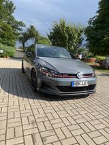 Volkswagen Golf 2.0 TSI 213kW OPF DSG GTI TCR GTI TCR - Volkswagen Golf: GTI Tcr