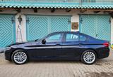 BMW 530d xDrive A - - BMW 530 mit Diesel-Antrieb: Blau, Limousine