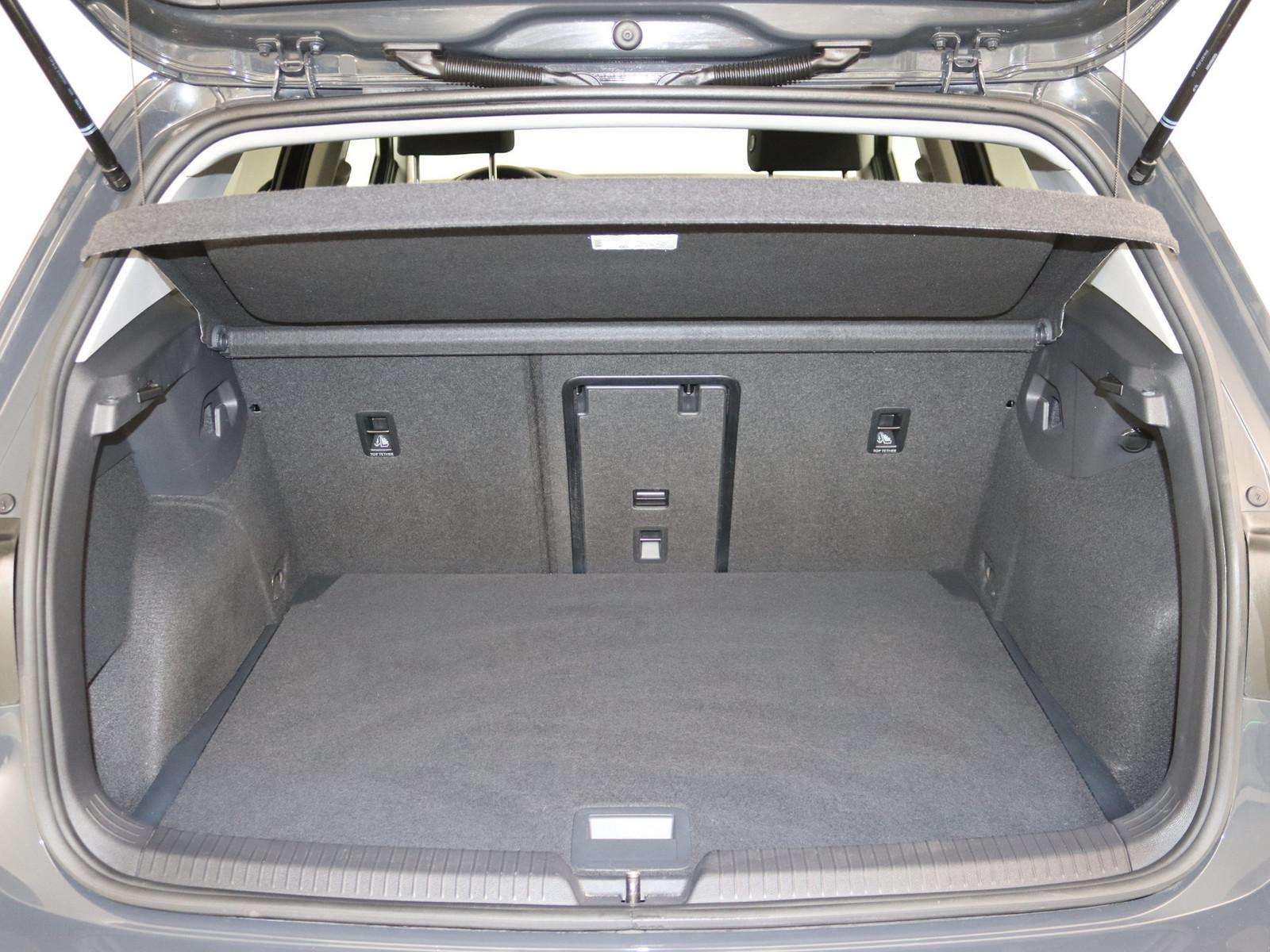Volkswagen Golf VIII 1.0 eTSI Move LED SHZ PDC KLIMA, миниатюра 20