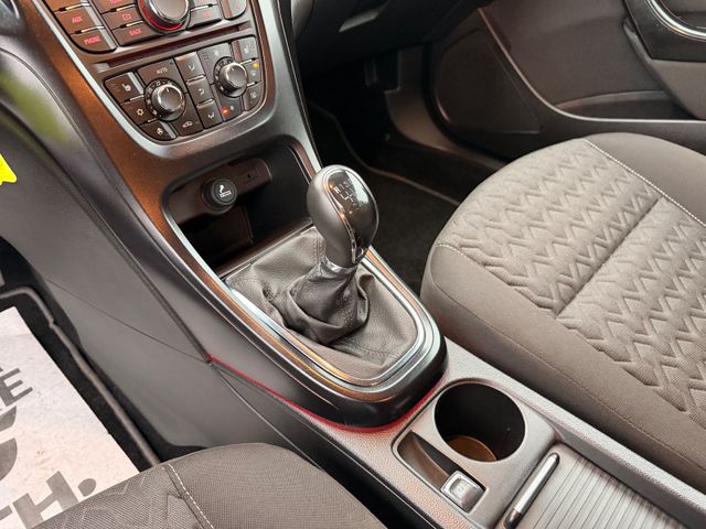 Opel Astra  J Lim. 5-trg. Active