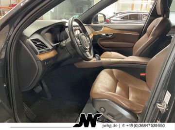 Volvo XC90 - 5