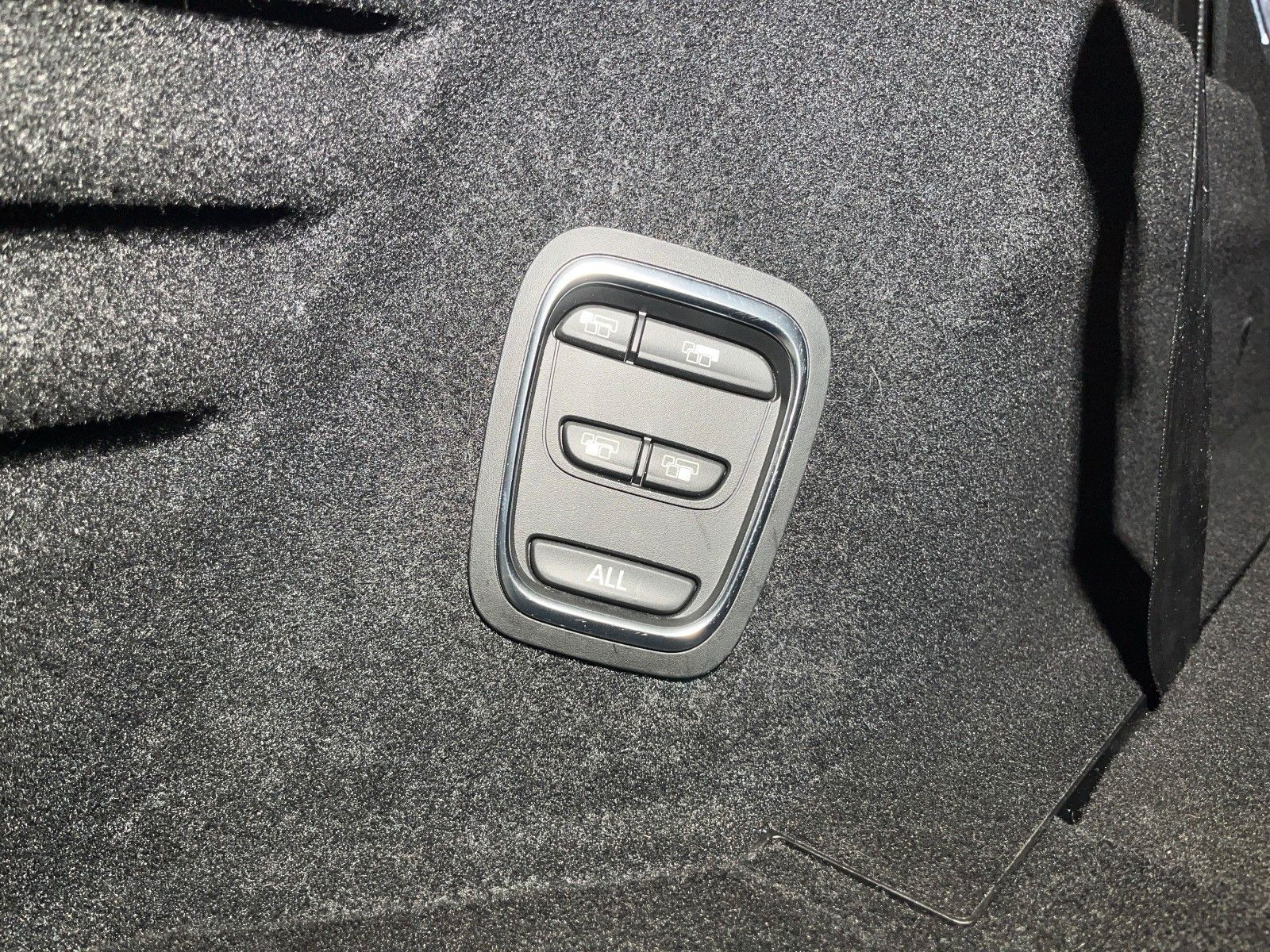 Fahrzeugabbildung Renault Grand Scenic *7-Sitzer*Navi*Kamera*PDC*Keyless**