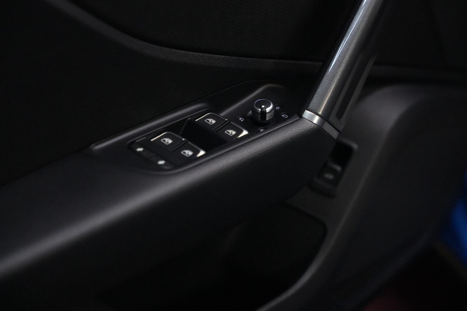 Audi Q2 35 TFSI S line S-LINE*CARPLAY*MATRIX*AHK*KAM, миниатюра 6