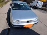 Volkswagen Golf 4  1.6 - Volkswagen Golf aus 2001: Kombi