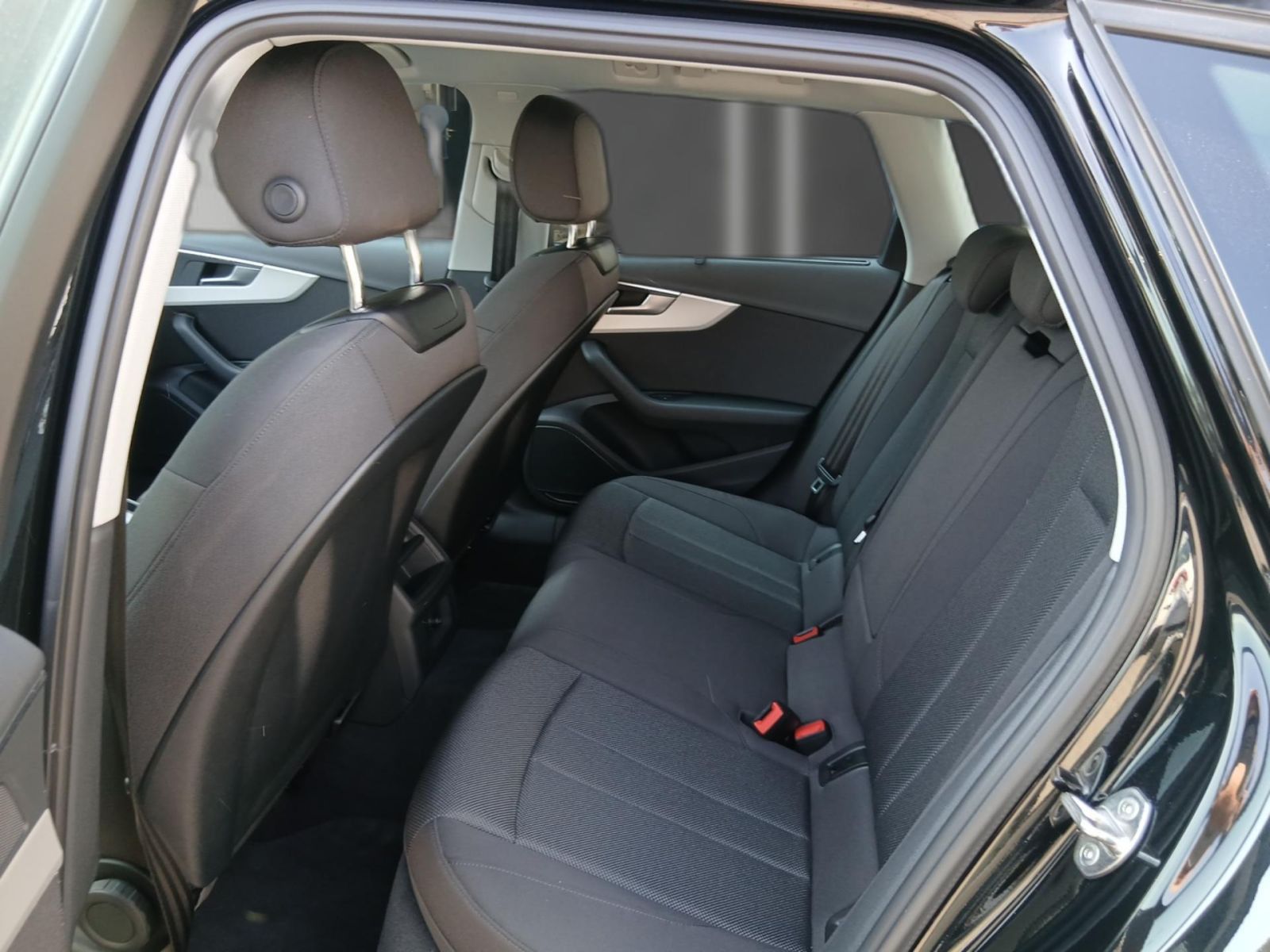 Audi A4 - Bild 12