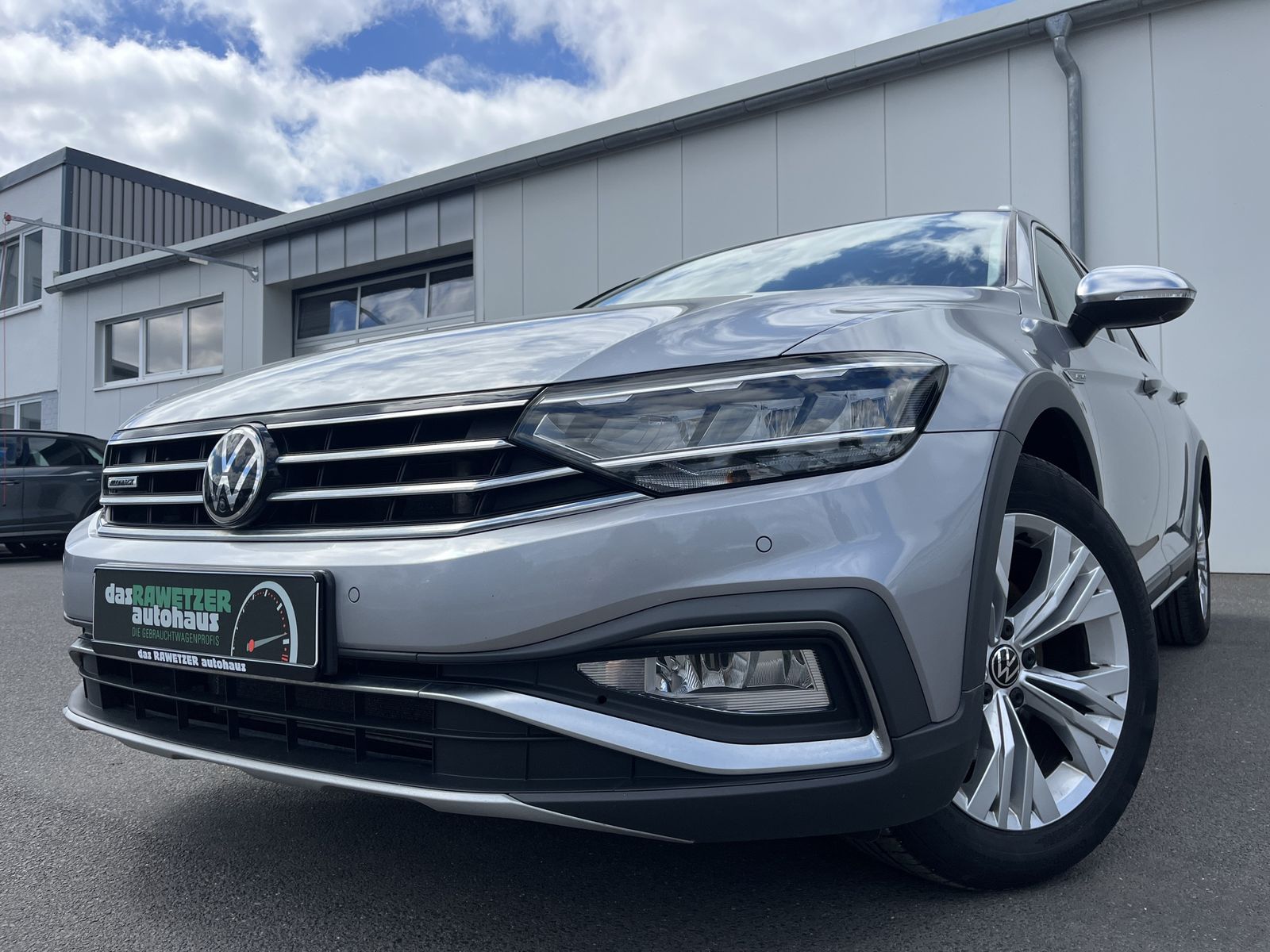 VW Passat Alltrack 2.0 TDI DSG 4Motion AHK Navi Are