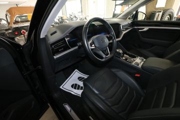 Volkswagen Touareg - 9