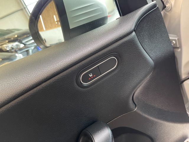 Mercedes-Benz A 200 A -Klasse *NAVI*PDC*SPURASSIST*TEMPOMAT*