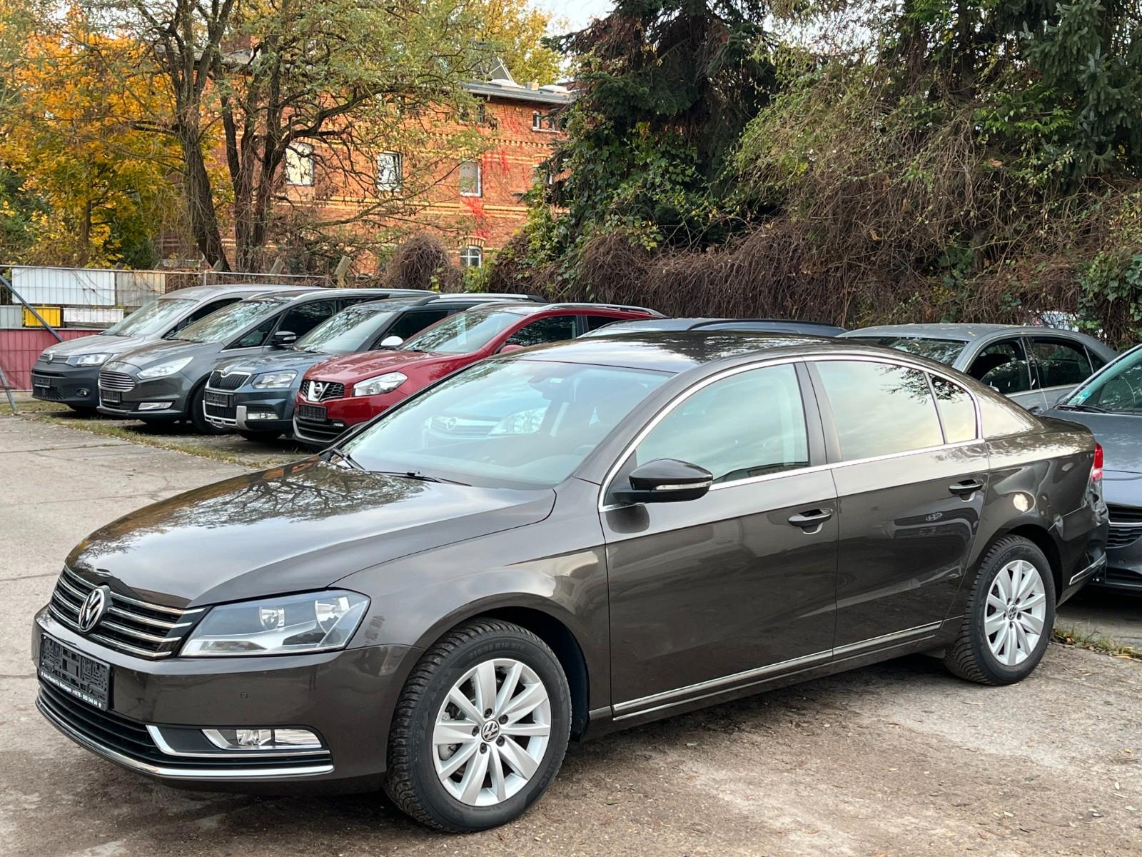 Volkswagen Passat Lim. Comfortlin BlueMotion/ HU-AU neu.
