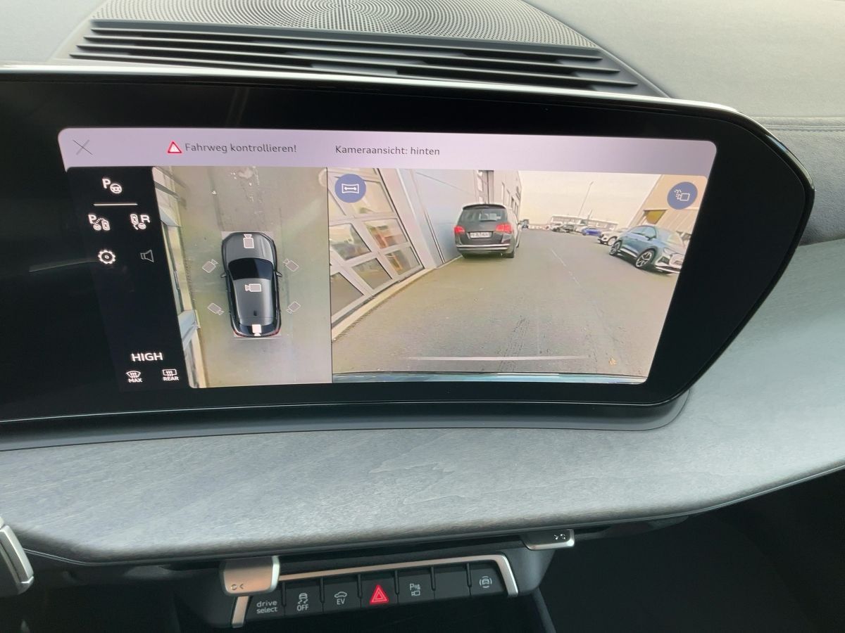 Audi Q3 Sportback e-hybrid 200 kW S tronic foto 16