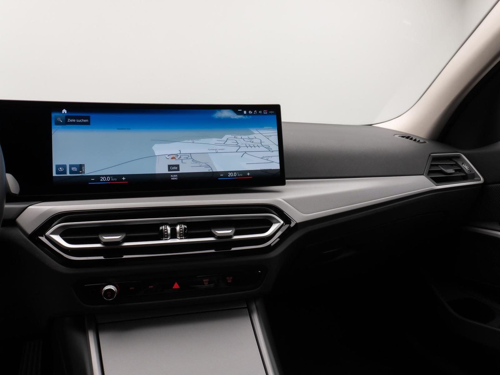 BMW 318 i DAB Sport Widscreen Geschwindigkeitsreg LED, миниатюра 20