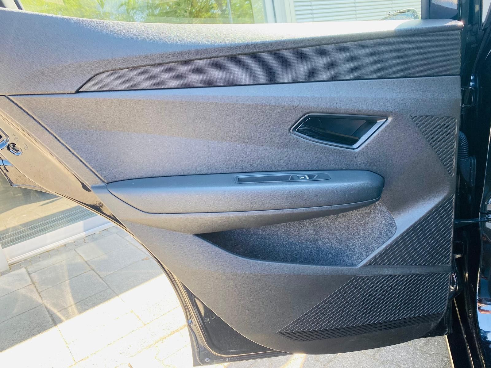 Fahrzeugabbildung Renault Megane E-TECH Equilibre Elec NAVI+LED+SHZ+KAM+WP