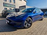 Tesla Model 3 Long Range Dual AWD 79kwh Allrad 1. Hand - blaue Tesla Model 3