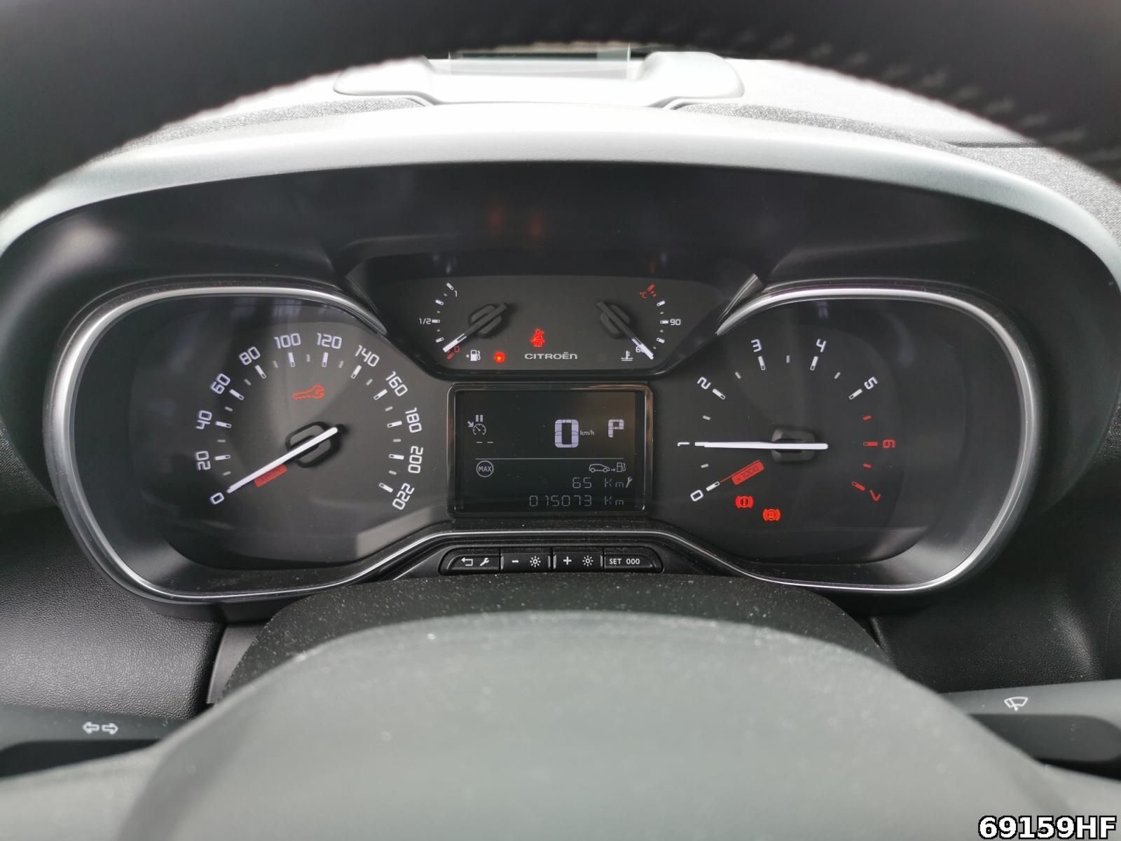 Fahrzeugabbildung Citroën C3 Aircross Max 130PS AT6 *PDC*KAMERA*NAVI*