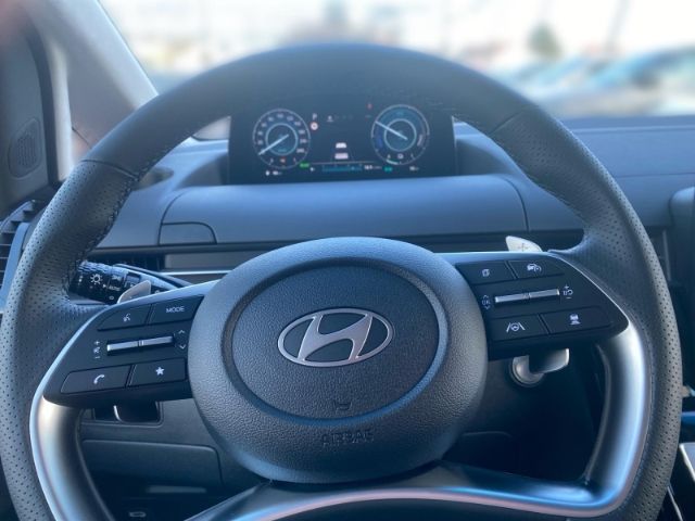 Fahrzeugabbildung Hyundai STARIA Signature Hybrid 2WD 7-Sitzer Navi Leder