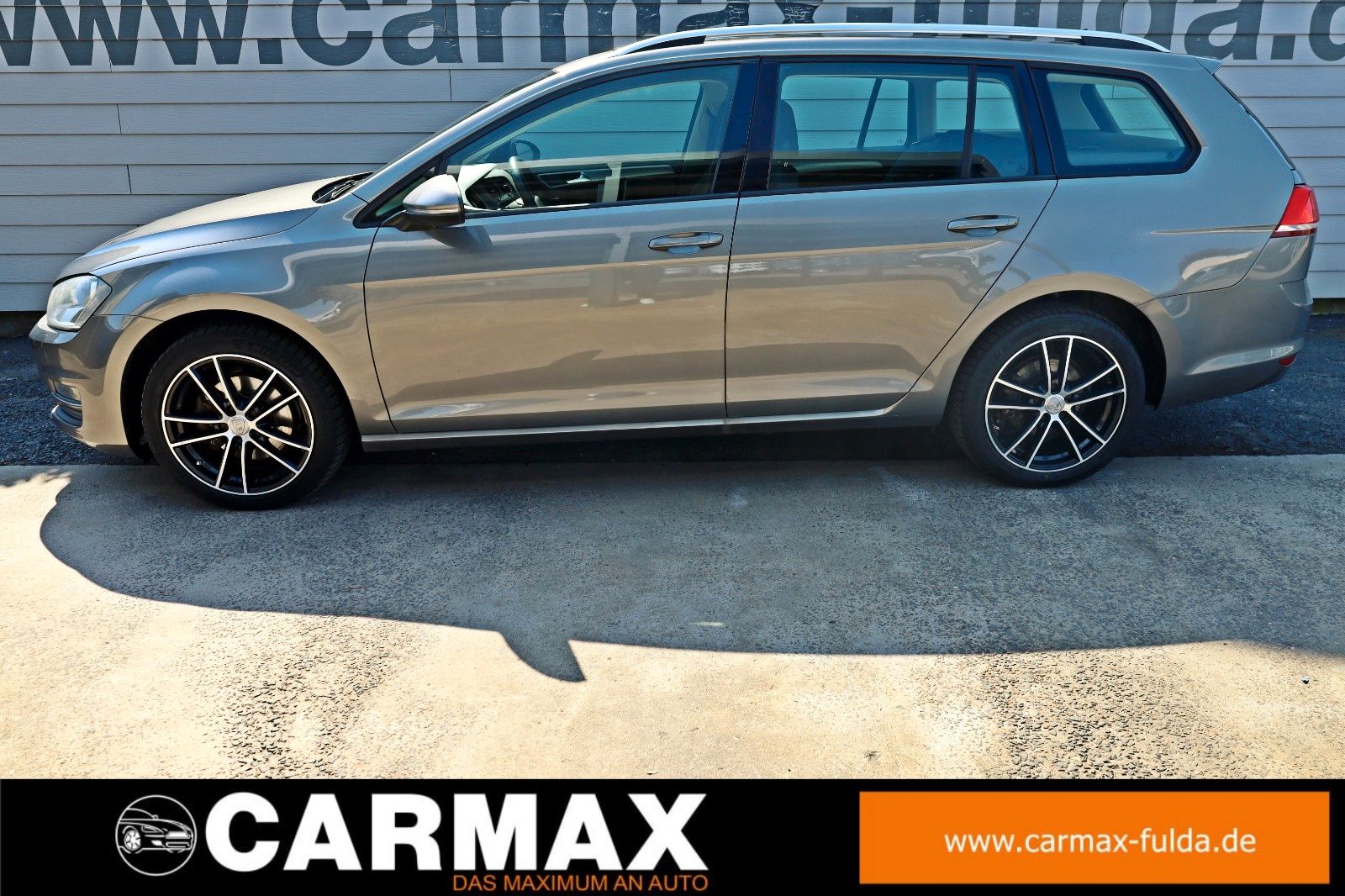Fahrzeugabbildung Volkswagen Golf VII Variant Comfortline 4M Navi,Panorama,SH