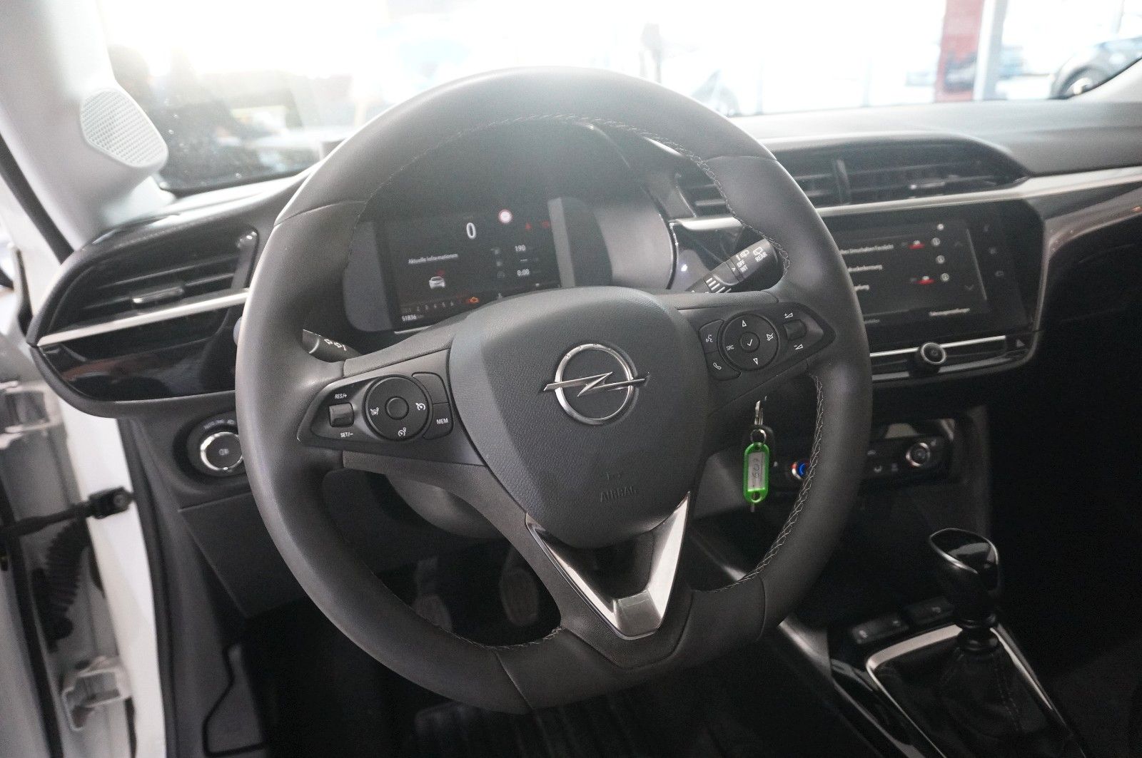 Fahrzeugabbildung Opel Corsa F 1.2 ELEGANCE NAVI/LED/SPORT/SH//VIRT/DAB