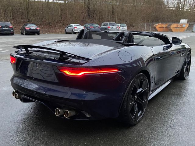 Jaguar F-Type P450 R-Dynamic Black AWD Cabrio*