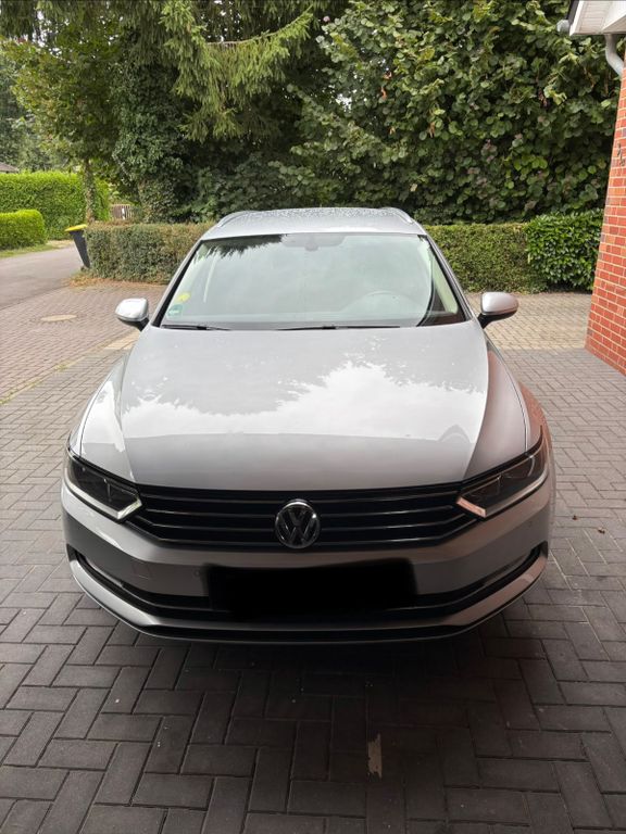 Image of Volkswagen Passat