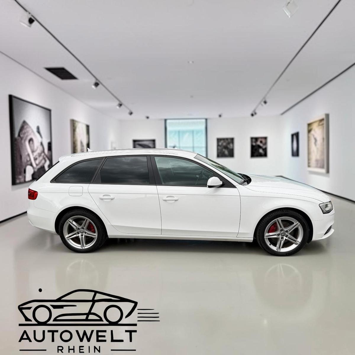 Audi A4 2014 — салон