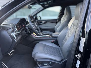 Audi Q7 - 8
