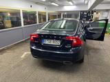 Volvo S60 D4 Geartronic Momentum Momentum - Volvo S60 mit Diesel-Antrieb