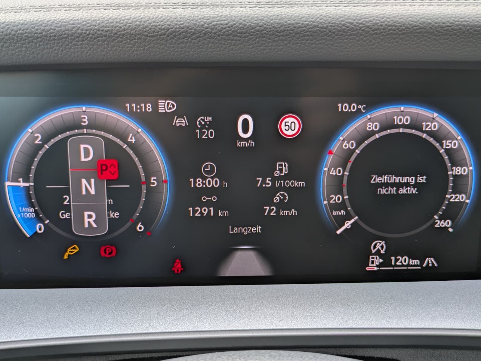 Fahrzeugabbildung Volkswagen Tayron 2.0 TDI 4M R-Line 7Si*MATRIX*AHK*PANO*HUD