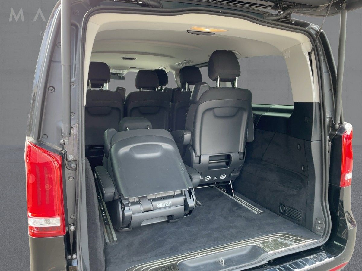 Fahrzeugabbildung Mercedes-Benz EQV 300 lang 360°/Totw./Navi/LED