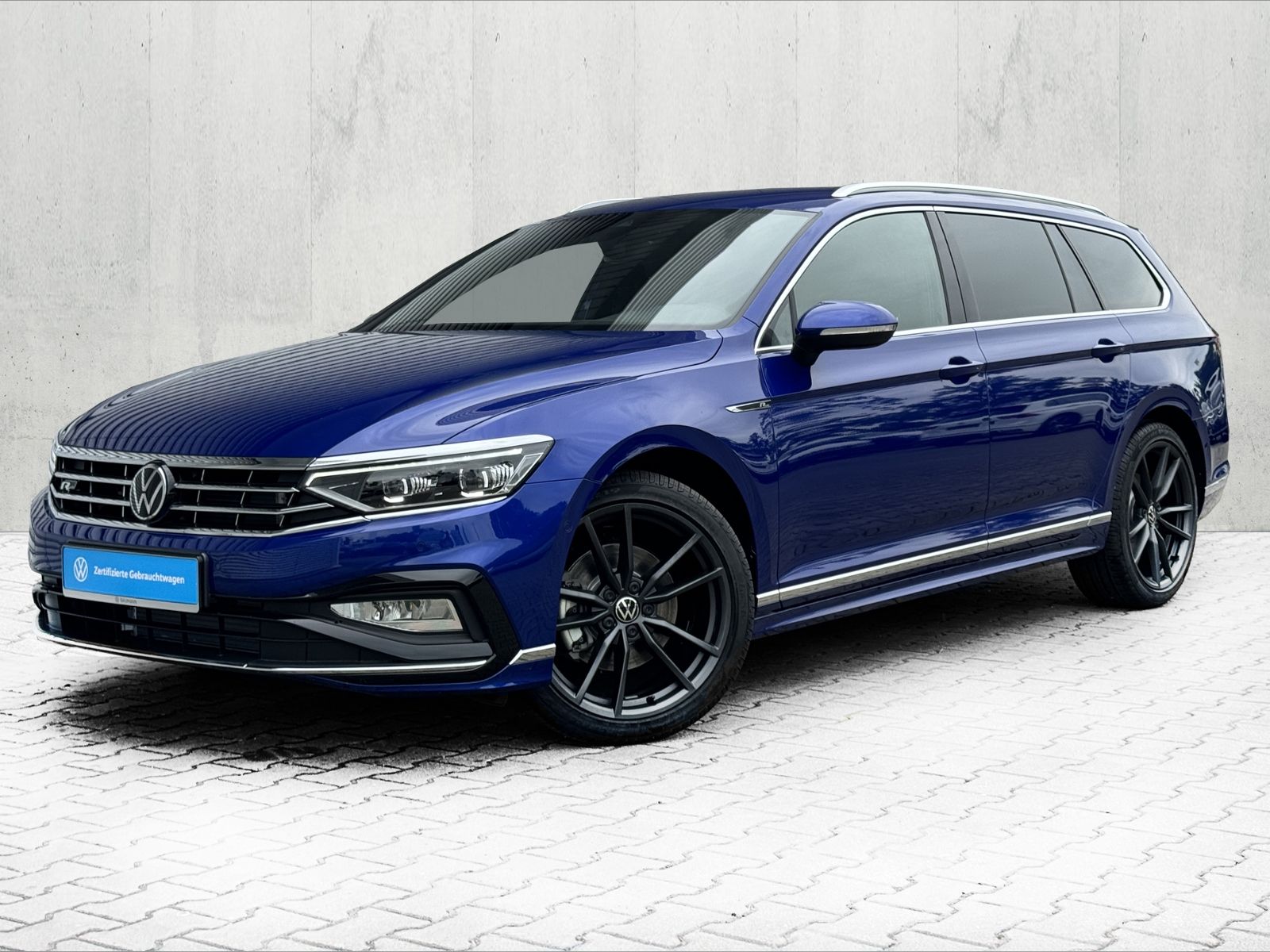 Passat Variant 2.0 TDI R-LINE *DCC*AHK*STDHZG*