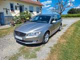 Volvo V70 D4 Kinetic - gebrauchte Volvo V70 aus dem Jahr 2014