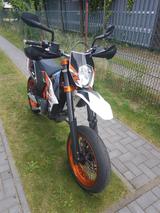 KTM 690 SMC R - KTM Motorräder in Berlin