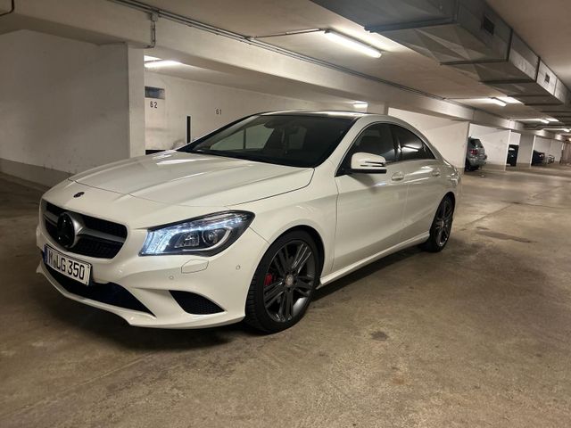 MERCEDES-BENZ CLA 250 DCT OrangeArt Edition OrangeArt Edition
