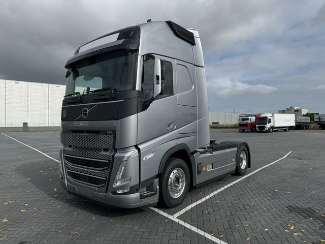 Volvo fh500 NEW, Retrader, stand klima,