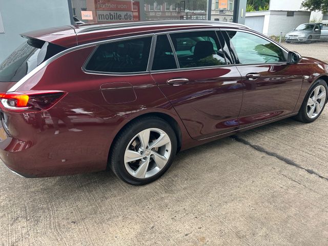 Fahrzeugabbildung Opel Insignia B Sports Tourer Dynamic 4x4 Aut.+Navi+