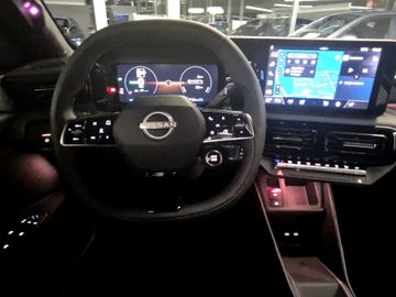 Nissan Micra Evolve 52 kWh (150PS)