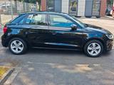 Audi A1 Sportback sport*S-TRONIC*1.HAND*SHZ*5-TÜRIG* - : Kleinwagen, Sport
