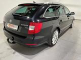 Skoda Superb Combi 2.0 TDI DSG Elegance Leder Navi Pan - Skoda Superb: Combi Elegance