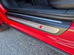 AUDI Q3 S line quattro 2.0TFSI 179PS DSG LED Pano